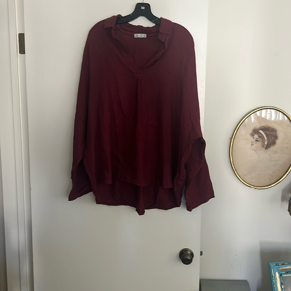 Linen blouse from Italy Burgandie color worn once
